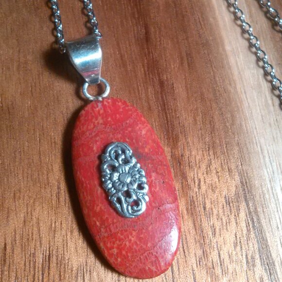 Red Sponge Coral Sterling Silver Pendant Stainless Steel Necklace - Picture 3 of 10